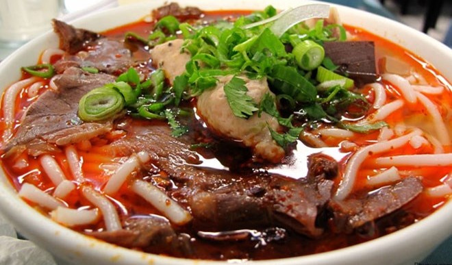 1501242926-143857-cach-lam-bun-bo-hue-thom-ngon-hap-dan2-1-20180911175156.jpg Cách nấu bún bò Huế ngon đậm vị tại nhà