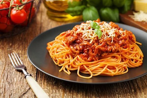 cach-lam-my-y-spaghetti-sot-ca-chua-bo-bam-1-20180821134604.jpg Cách làm mỳ Spaghetti đơn giản và chuẩn vị Ý